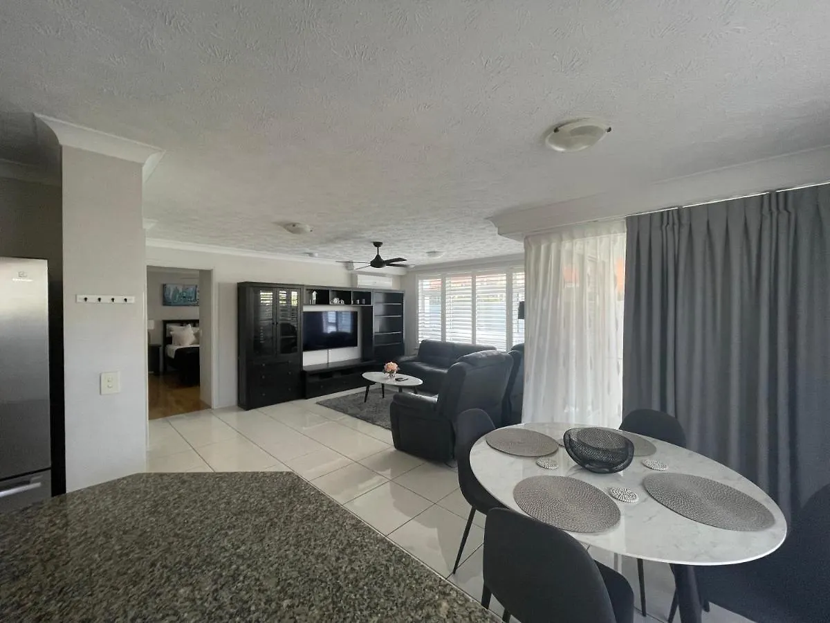 Wharf Boutique Apartments Gold Coast Aparthotel